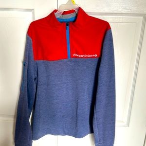 Pull over shirt ir light jacket.  Light wear.  Youth xl